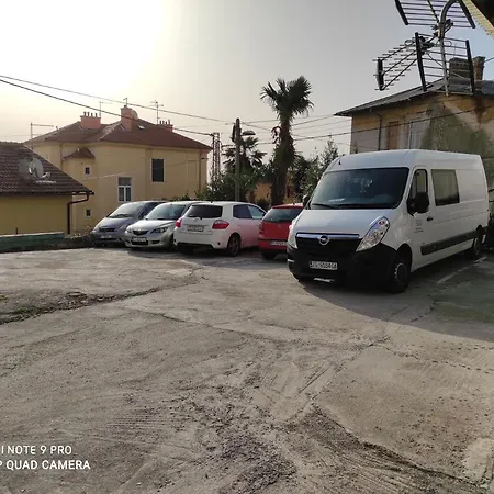 Maison d'hôtes Ellena Sunshine 3*