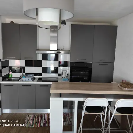 Ellena Sunshine Guest house