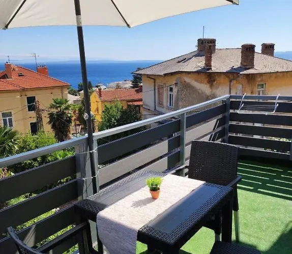 Penzion Ellena Sunshine 4*