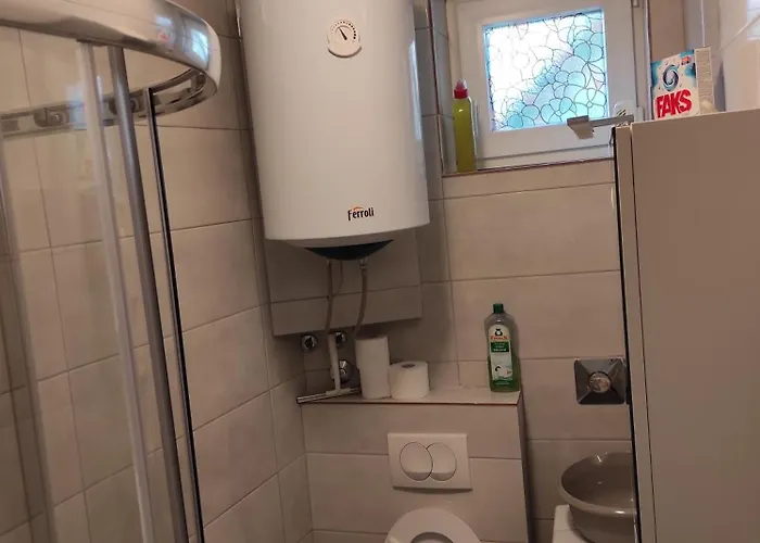 Gostinjska kuća Ellena Sunshine 4*