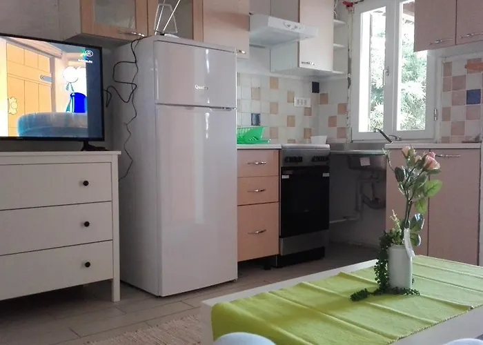 Ellena Sunshine Gostinjska kuća